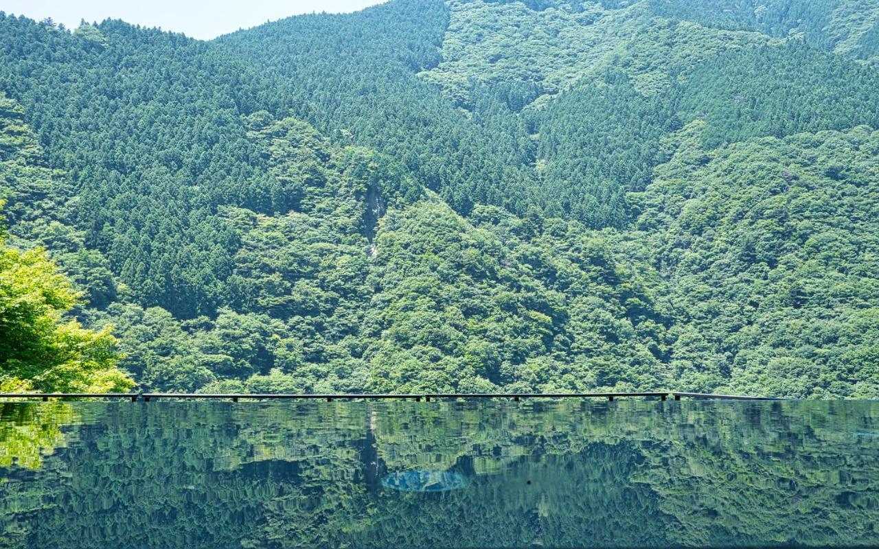 Готель Iya Onsen Мійоші Екстер'єр фото