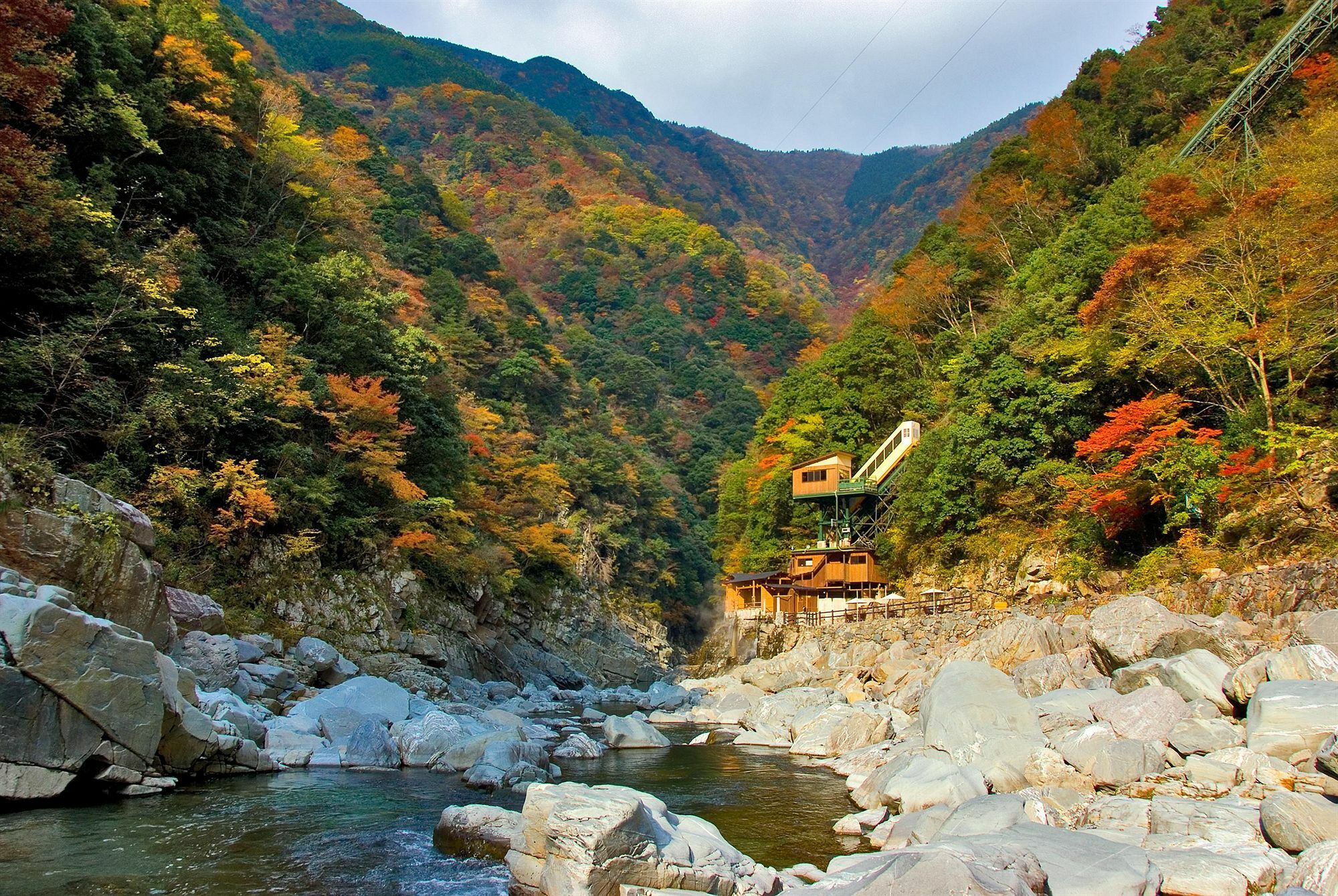 Готель Iya Onsen Мійоші Екстер'єр фото